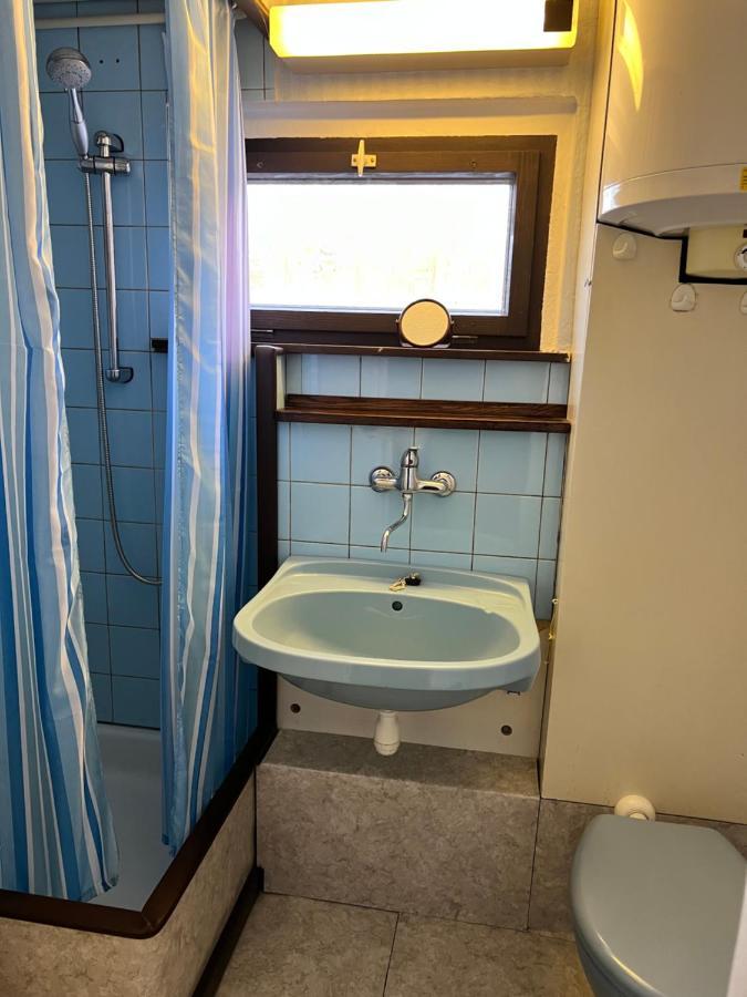 Urige Berghuette Mit Kamin Und Sauna Im Erzgebirge Nahe Schwarzwassertal Pobershau Exterior photo